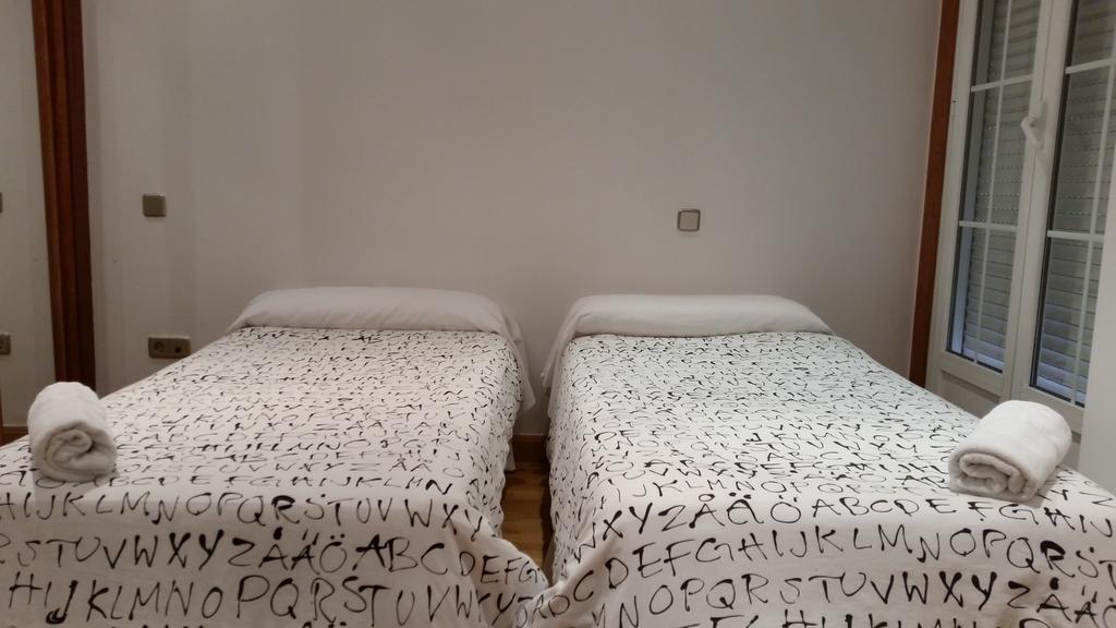 Apartamentos Good Stay Prado Madrid Oda fotoğraf