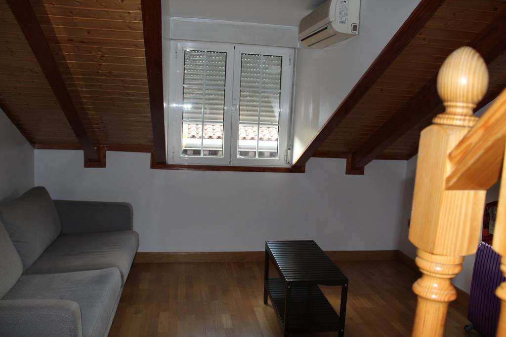 Apartamentos Good Stay Prado Madrid Oda fotoğraf