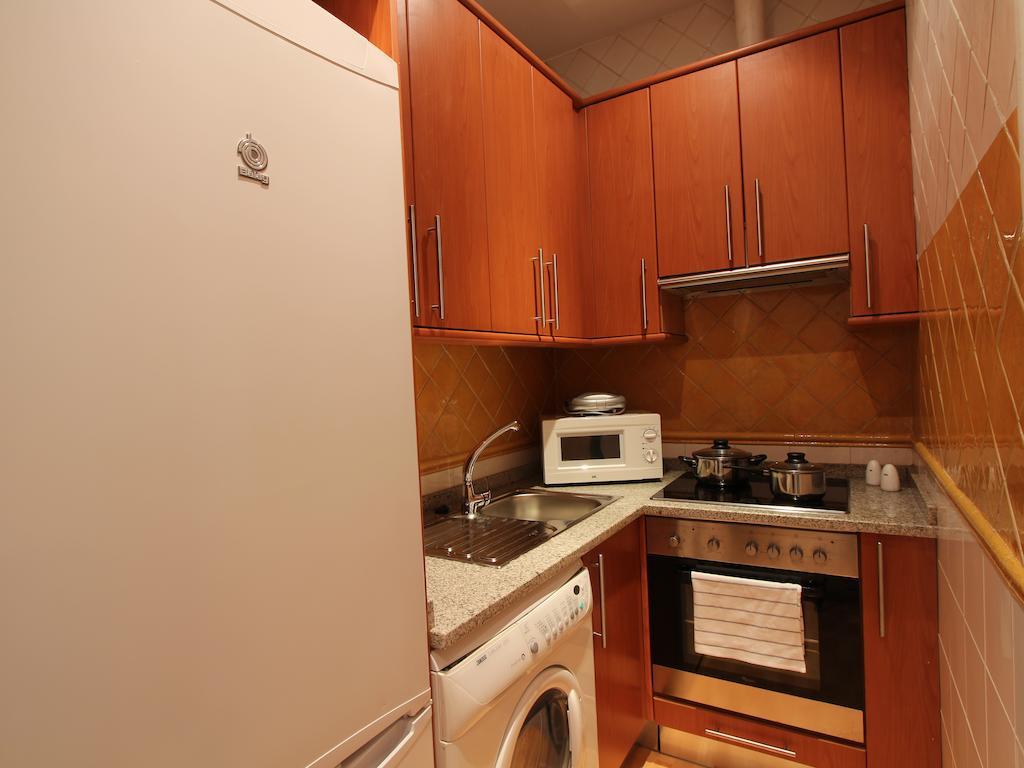 Apartamentos Good Stay Prado Madrid Oda fotoğraf