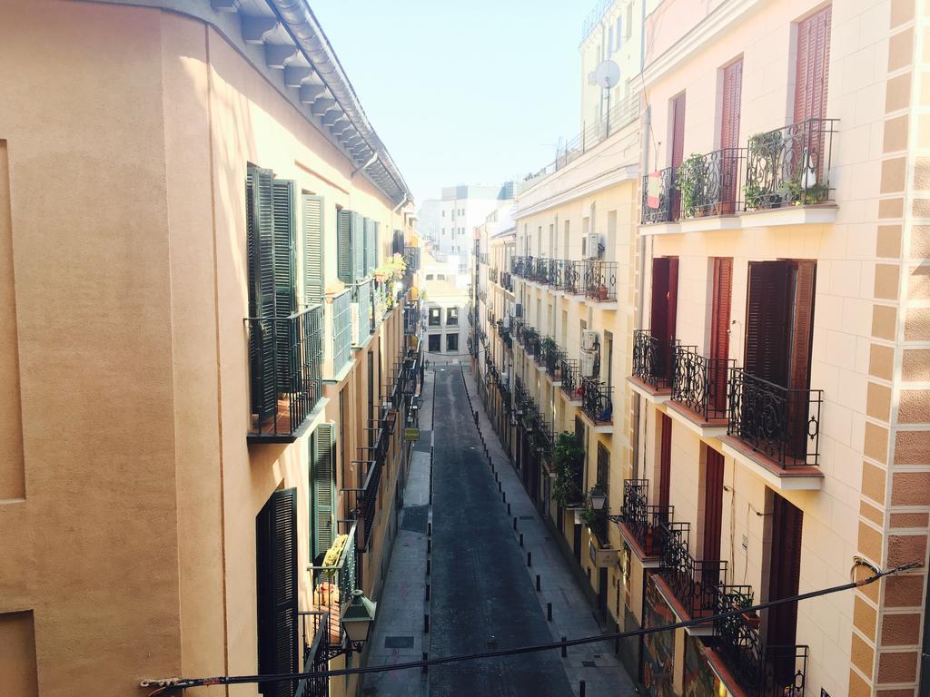Apartamentos Good Stay Prado Madrid Dış mekan fotoğraf