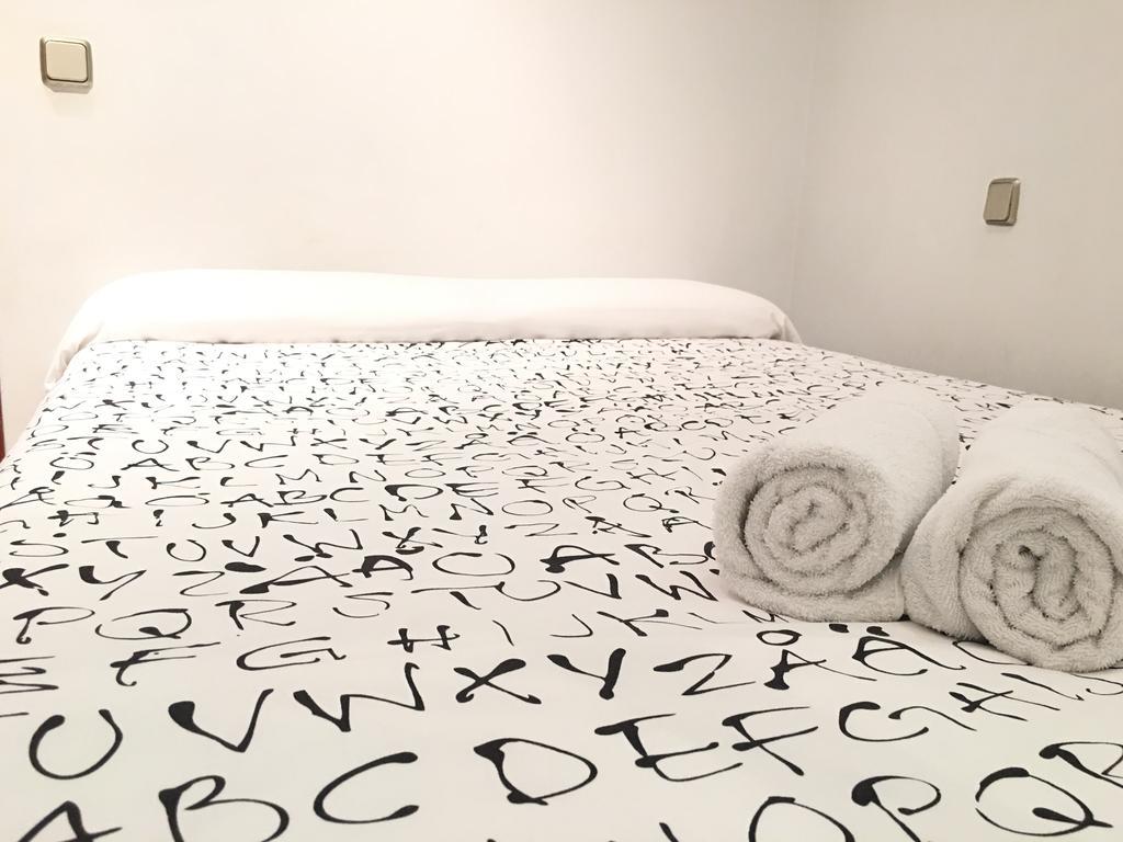 Apartamentos Good Stay Prado Madrid Dış mekan fotoğraf