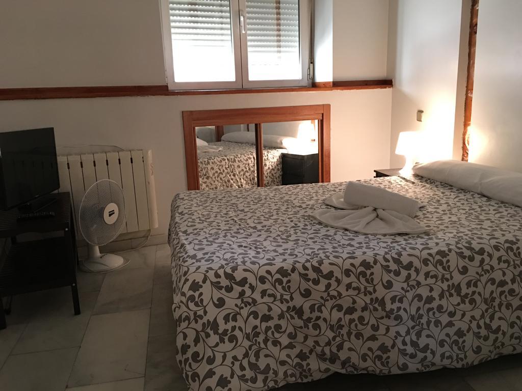 Apartamentos Good Stay Prado Madrid Dış mekan fotoğraf
