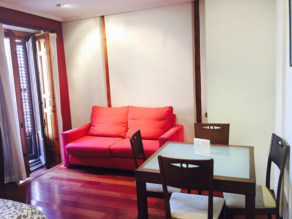 Apartamentos Good Stay Prado Madrid Dış mekan fotoğraf
