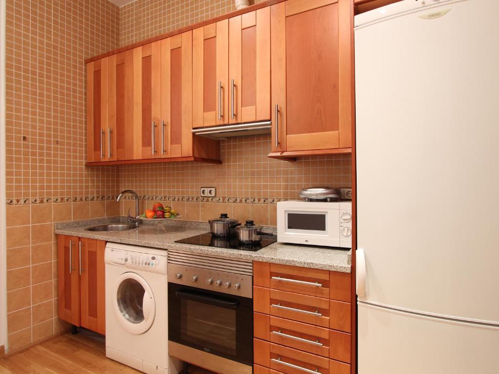 Apartamentos Good Stay Prado Madrid Oda fotoğraf